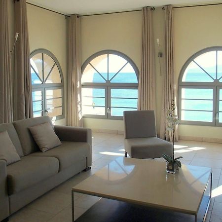 Perla Rossa Hotel เอลเลอรูซ ภายนอก รูปภาพ