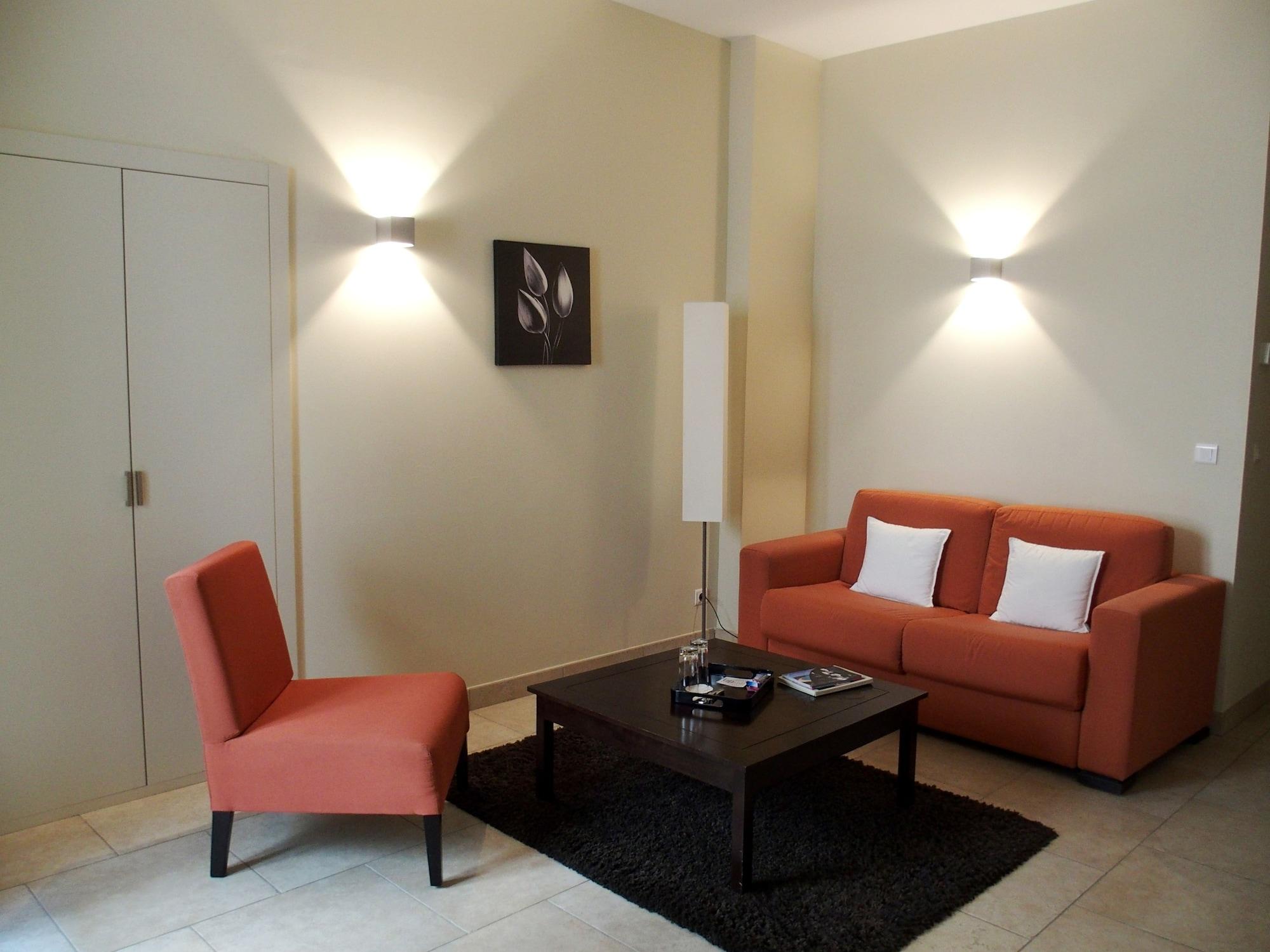 Perla Rossa Hotel เอลเลอรูซ ภายนอก รูปภาพ
