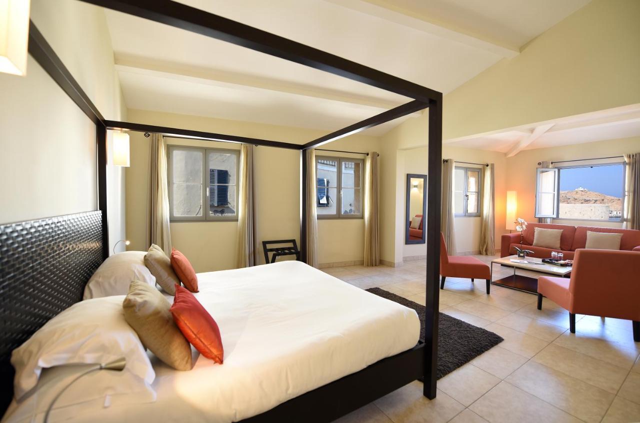 Perla Rossa Hotel เอลเลอรูซ ภายนอก รูปภาพ