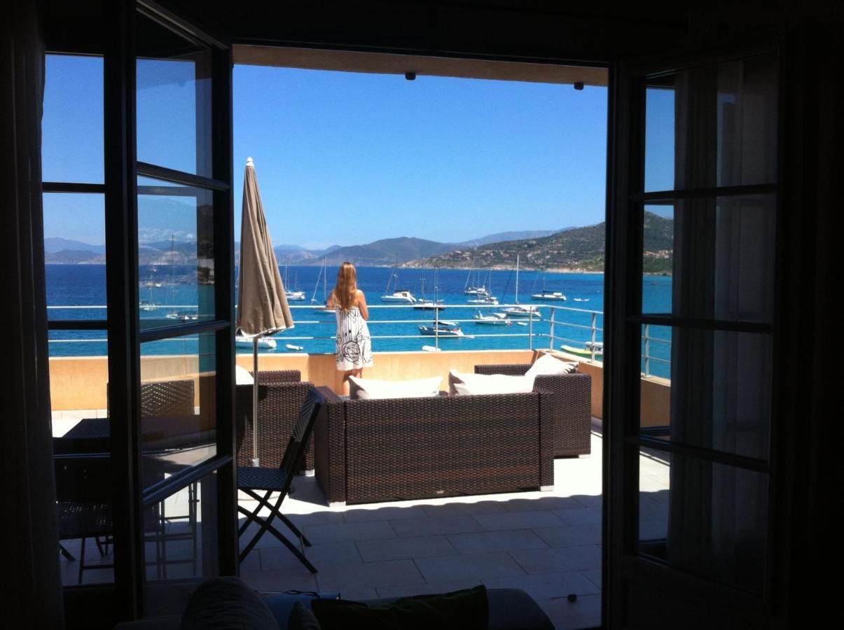Perla Rossa Hotel เอลเลอรูซ ภายนอก รูปภาพ